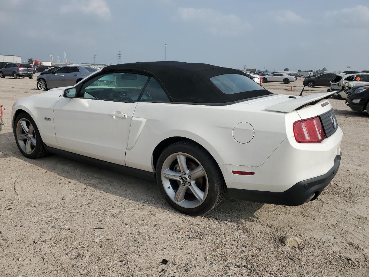 Photo 1 VIN: 1ZVBP8FF2C5214233 - FORD MUSTANG 