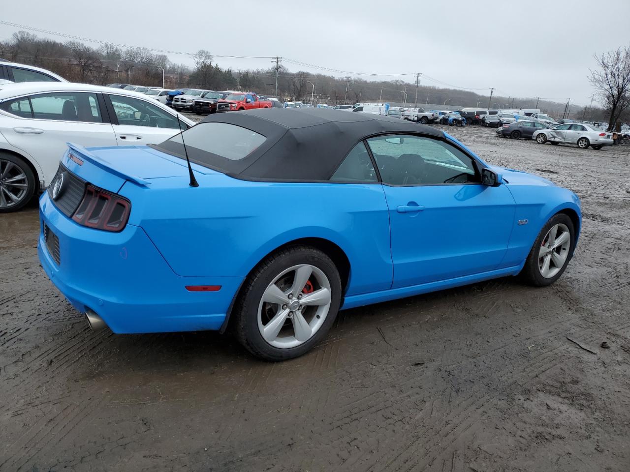 Photo 2 VIN: 1ZVBP8FF8D5244418 - FORD MUSTANG 