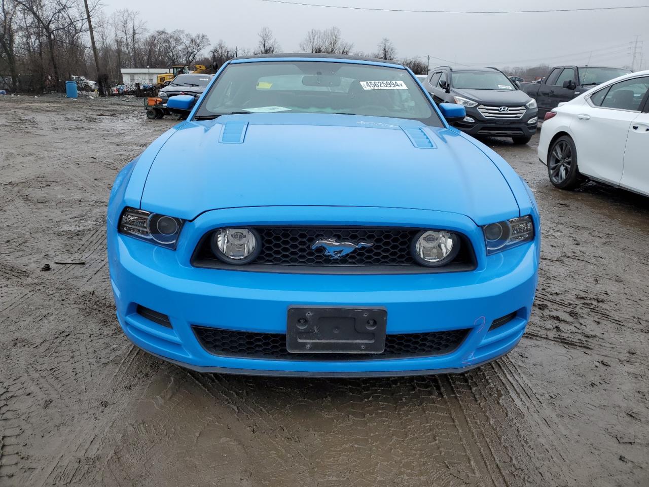 Photo 4 VIN: 1ZVBP8FF8D5244418 - FORD MUSTANG 