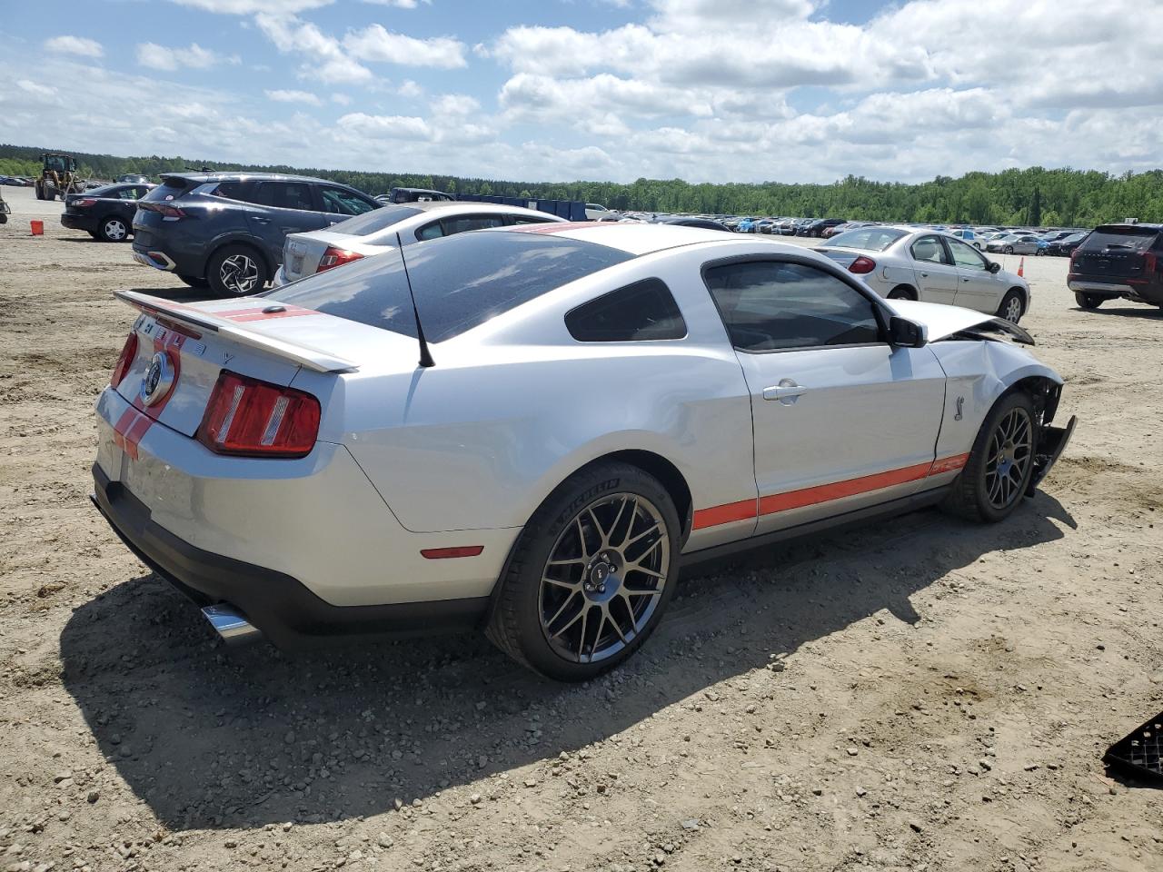 Photo 2 VIN: 1ZVBP8JS4C5238344 - FORD MUSTANG 