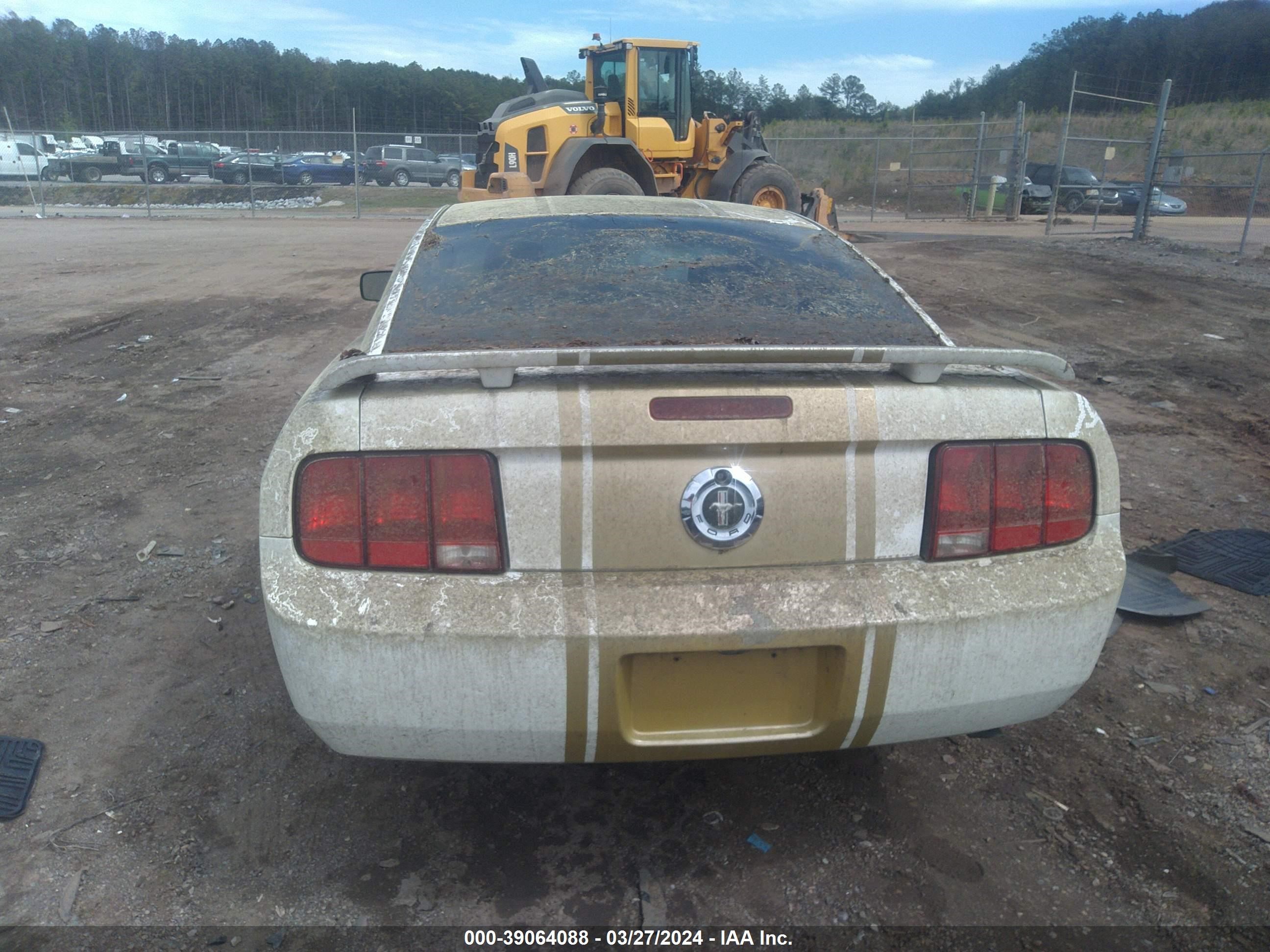 Photo 12 VIN: 1ZVFT80N055159782 - FORD MUSTANG 