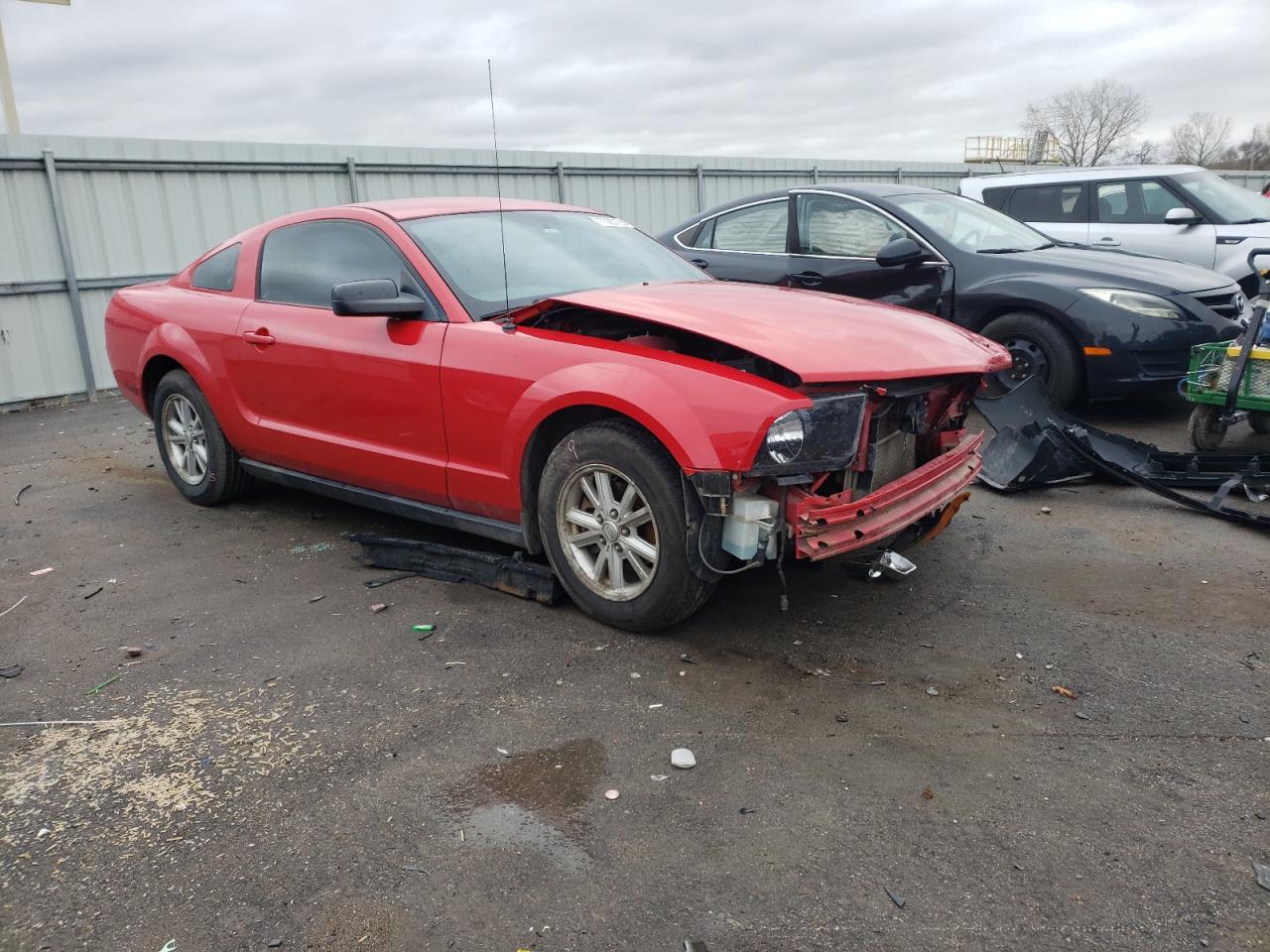 Photo 3 VIN: 1ZVFT80N075333286 - FORD MUSTANG 