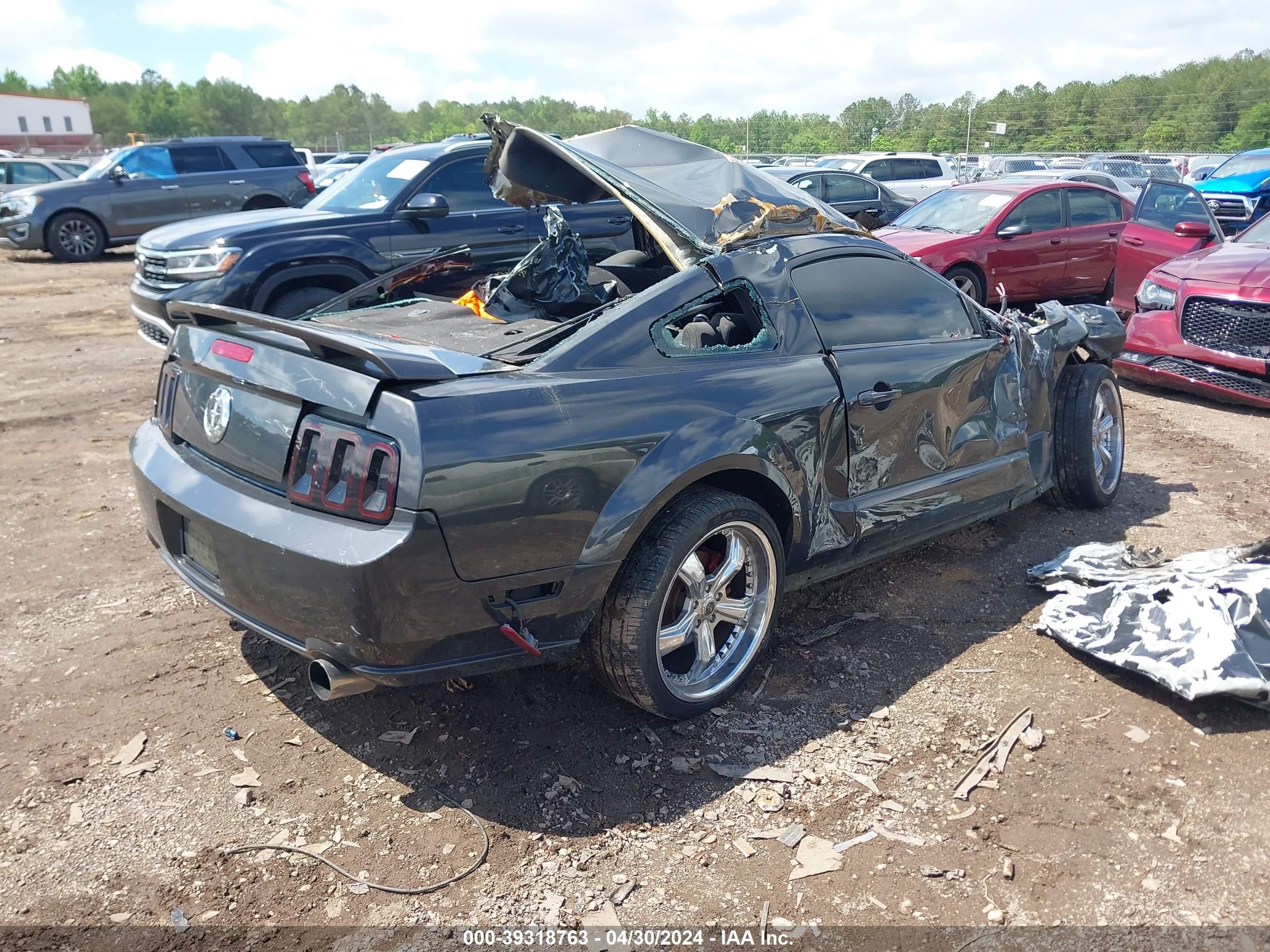 Photo 3 VIN: 1ZVFT80N075361699 - FORD MUSTANG 