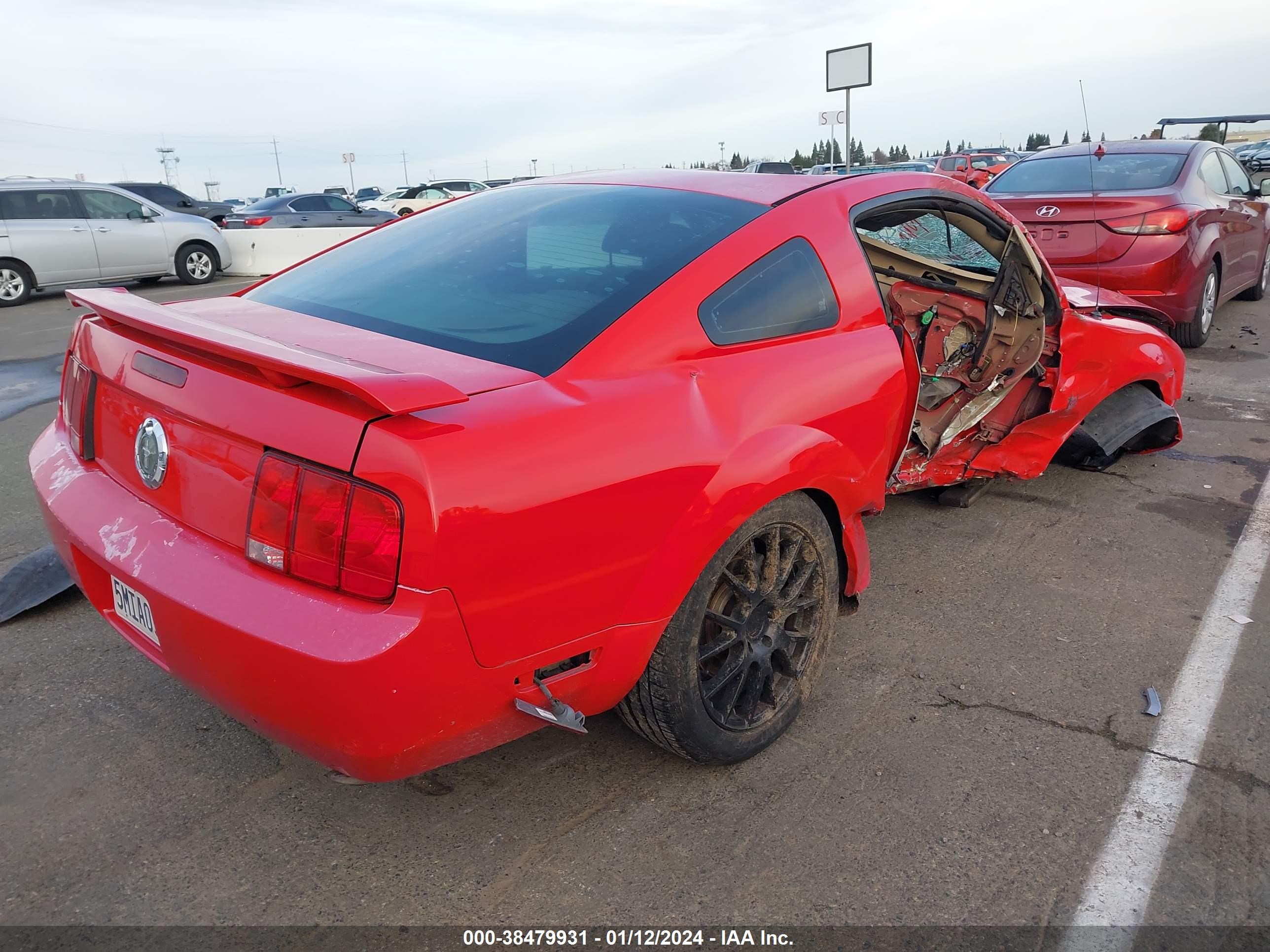 Photo 3 VIN: 1ZVFT80N155115130 - FORD MUSTANG 