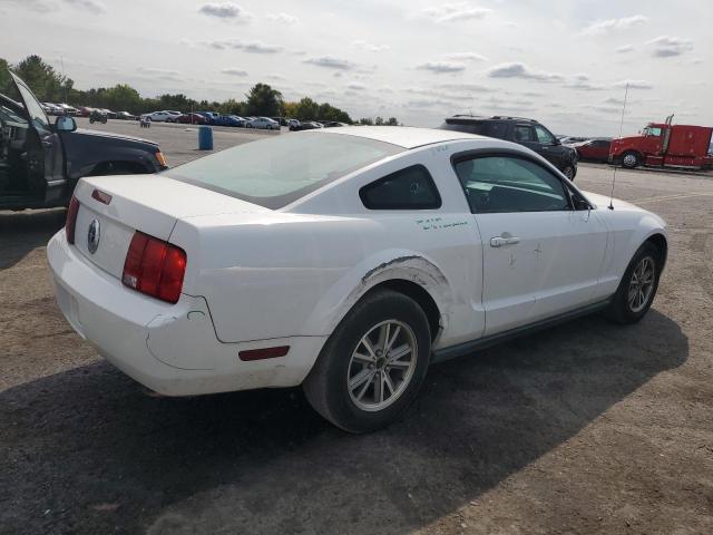 Photo 2 VIN: 1ZVFT80N155178535 - FORD MUSTANG 