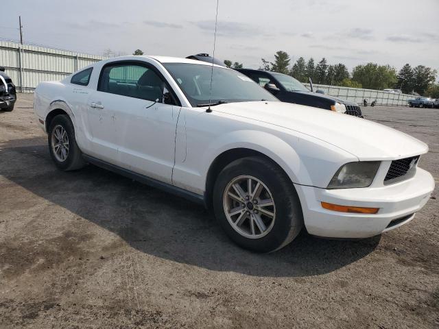 Photo 3 VIN: 1ZVFT80N155178535 - FORD MUSTANG 