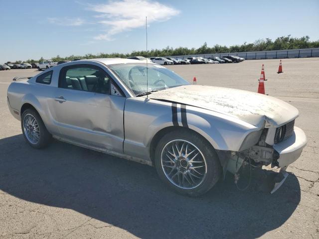 Photo 3 VIN: 1ZVFT80N165150235 - FORD MUSTANG 