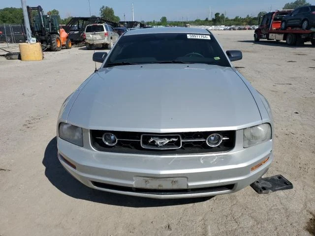 Photo 4 VIN: 1ZVFT80N165176821 - FORD MUSTANG 