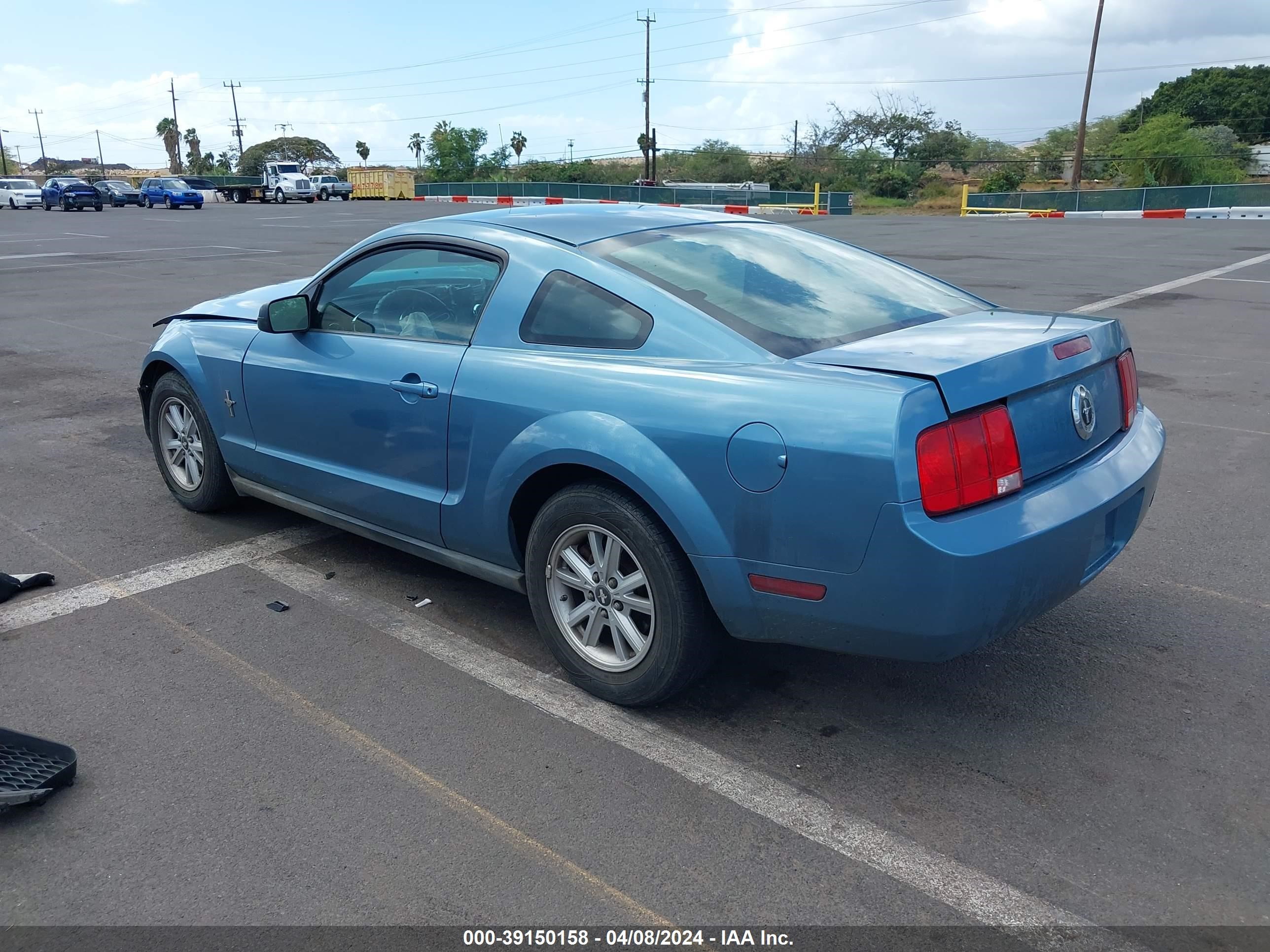 Photo 2 VIN: 1ZVFT80N175283790 - FORD MUSTANG 