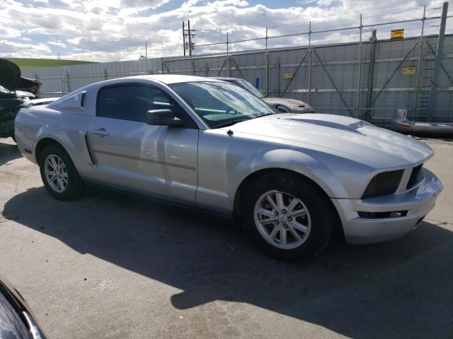 Photo 3 VIN: 1ZVFT80N255209050 - FORD MUSTANG 