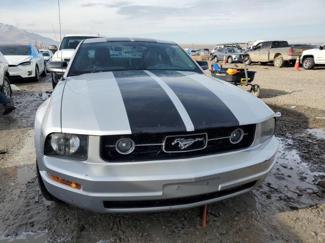 Photo 4 VIN: 1ZVFT80N265113999 - FORD MUSTANG 