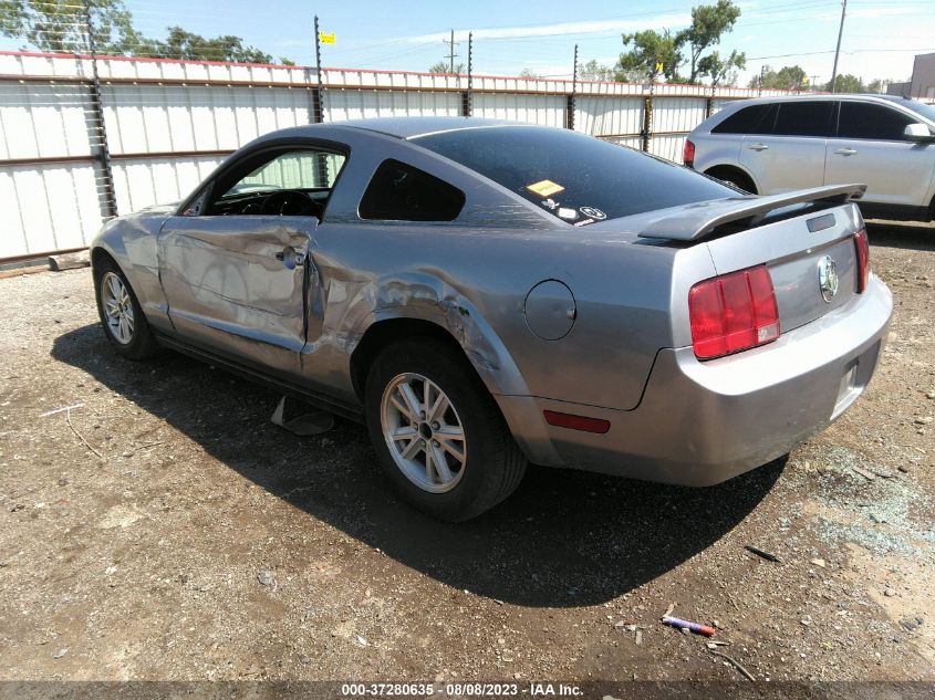 Photo 2 VIN: 1ZVFT80N265158277 - FORD MUSTANG 