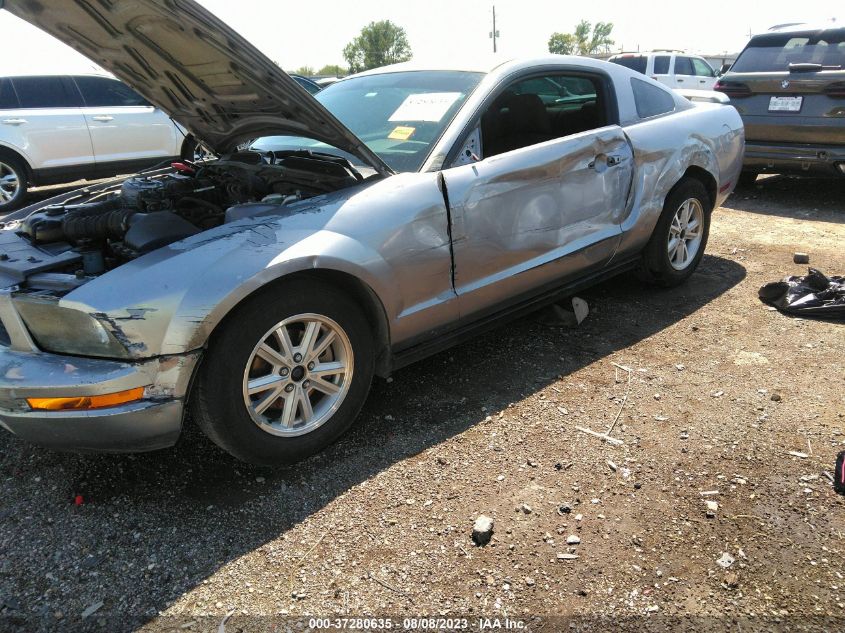 Photo 5 VIN: 1ZVFT80N265158277 - FORD MUSTANG 