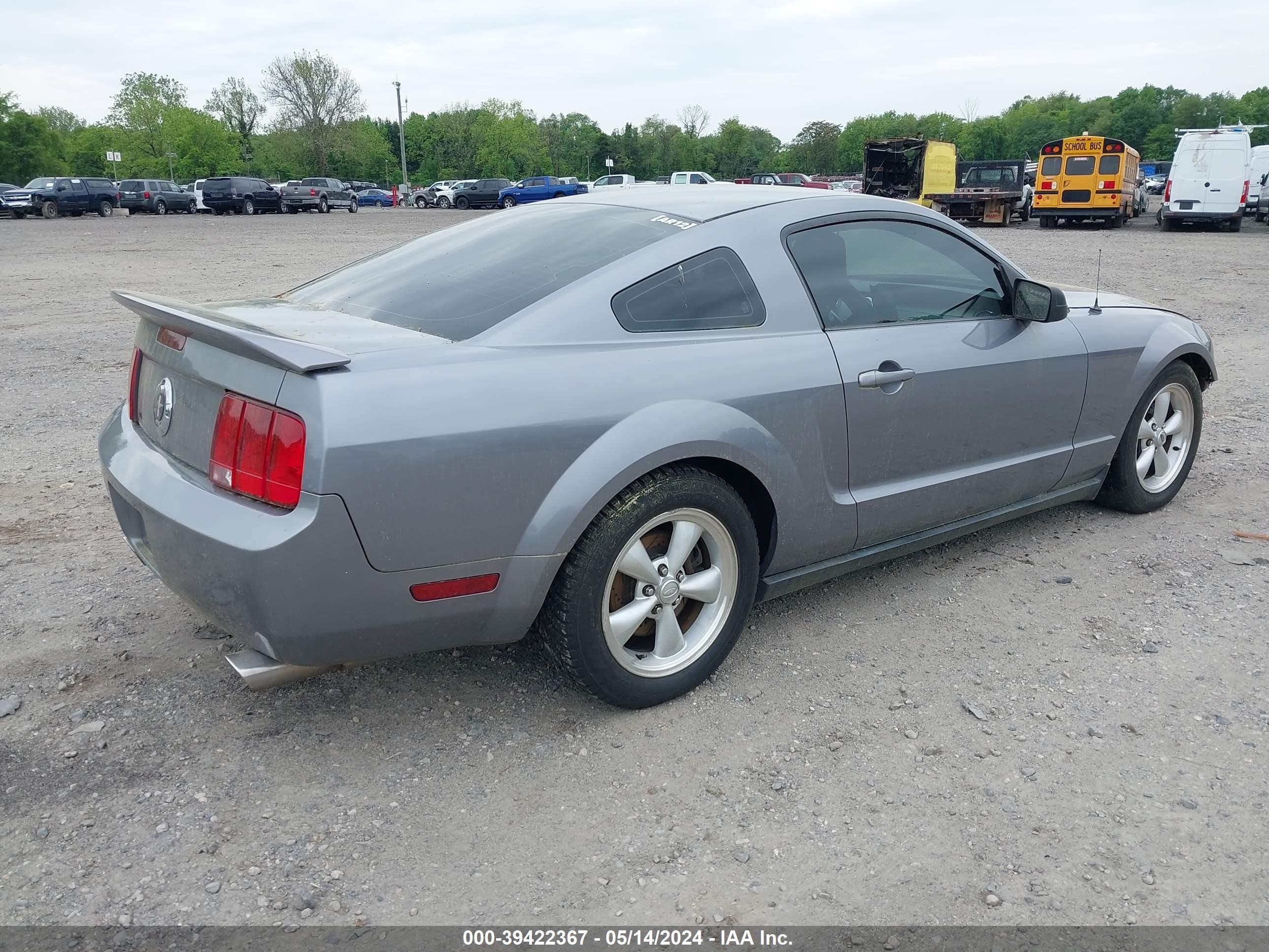 Photo 3 VIN: 1ZVFT80N265238534 - FORD MUSTANG 