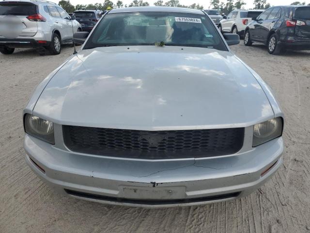 Photo 4 VIN: 1ZVFT80N275207544 - FORD MUSTANG 