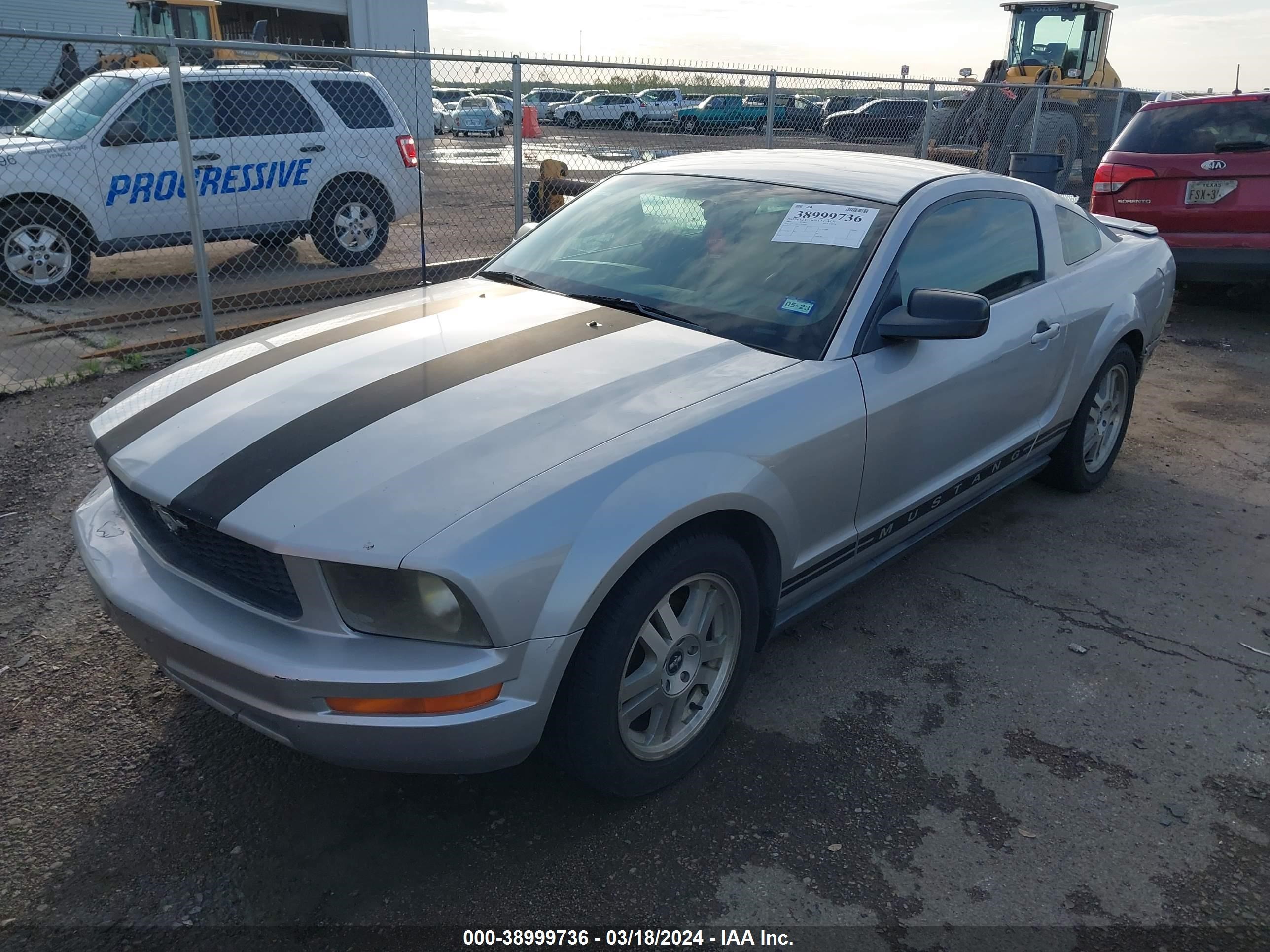 Photo 1 VIN: 1ZVFT80N275331507 - FORD MUSTANG 