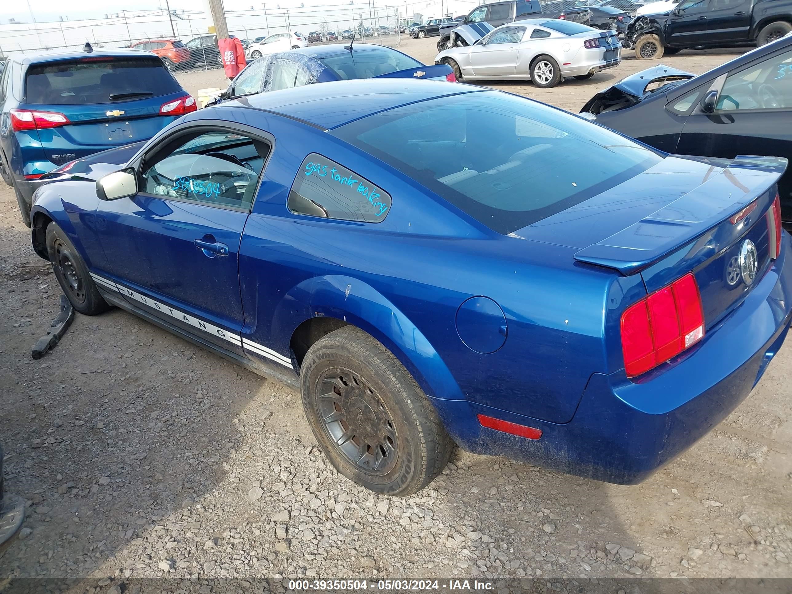 Photo 2 VIN: 1ZVFT80N275362109 - FORD MUSTANG 