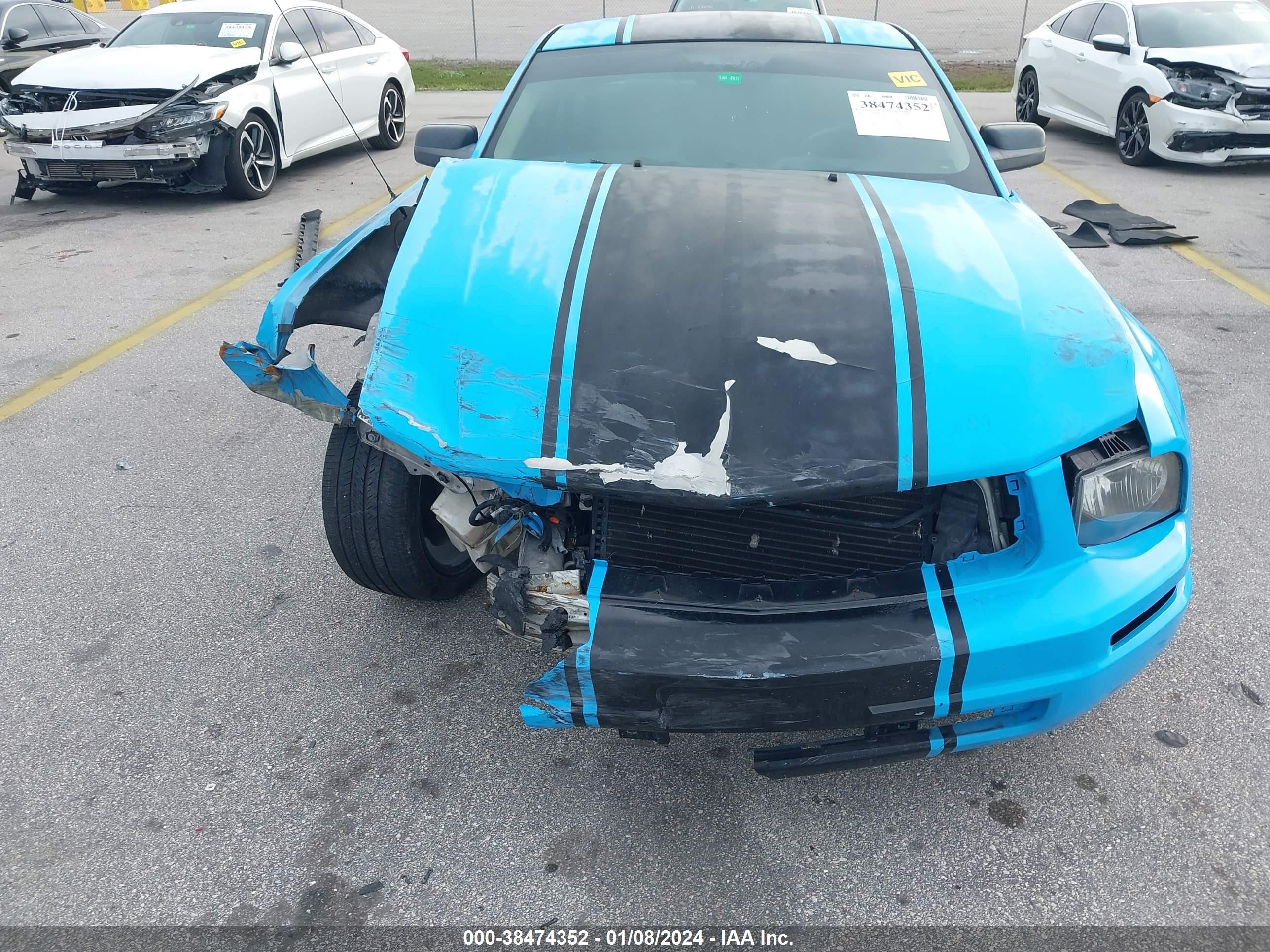 Photo 12 VIN: 1ZVFT80N355166385 - FORD MUSTANG 