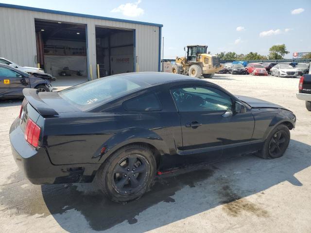 Photo 2 VIN: 1ZVFT80N355177855 - FORD MUSTANG 