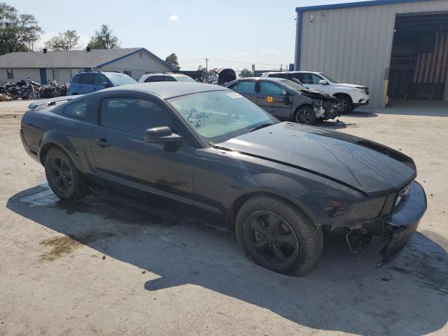 Photo 3 VIN: 1ZVFT80N355177855 - FORD MUSTANG 