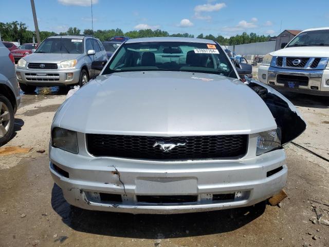 Photo 4 VIN: 1ZVFT80N355190993 - FORD MUSTANG 