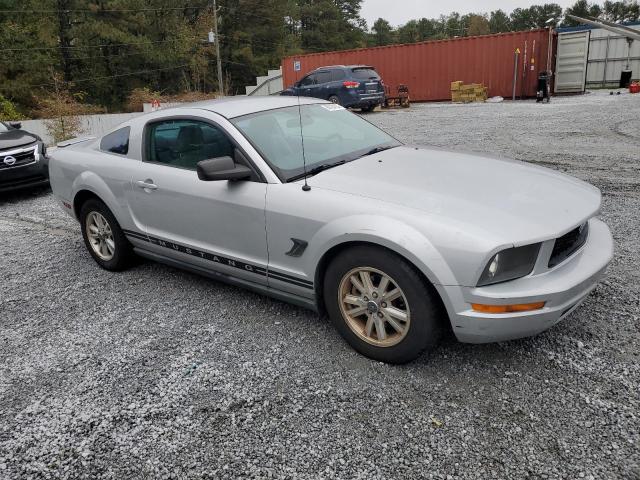 Photo 3 VIN: 1ZVFT80N375247518 - FORD MUSTANG 