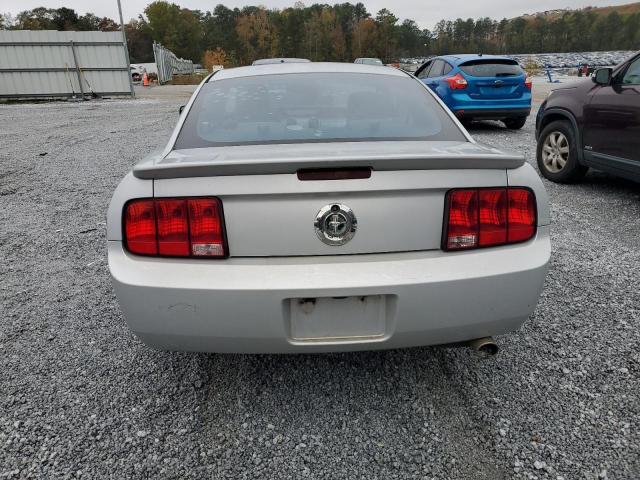 Photo 5 VIN: 1ZVFT80N375247518 - FORD MUSTANG 