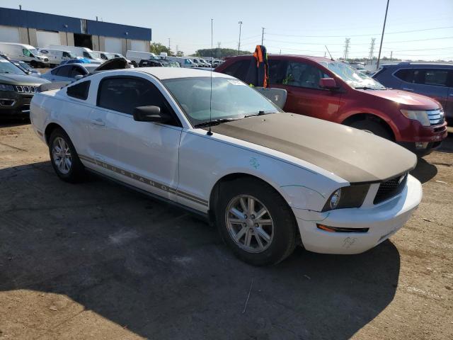 Photo 3 VIN: 1ZVFT80N375311122 - FORD MUSTANG 