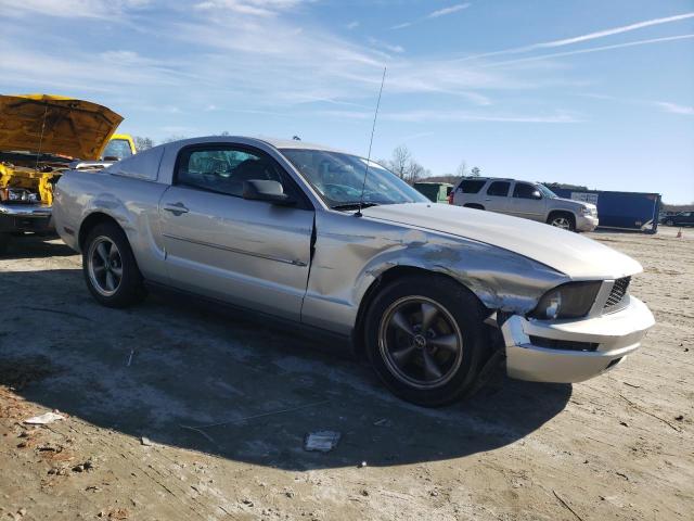 Photo 3 VIN: 1ZVFT80N455191098 - FORD MUSTANG 