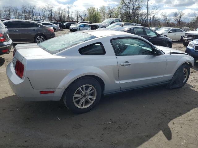 Photo 2 VIN: 1ZVFT80N555119987 - FORD MUSTANG 