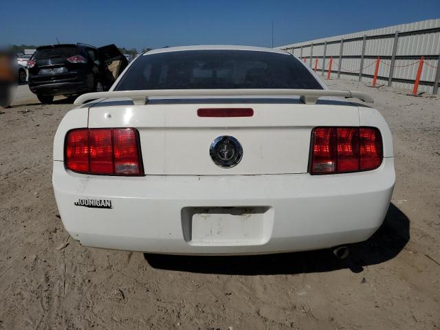 Photo 5 VIN: 1ZVFT80N555244035 - FORD MUSTANG 