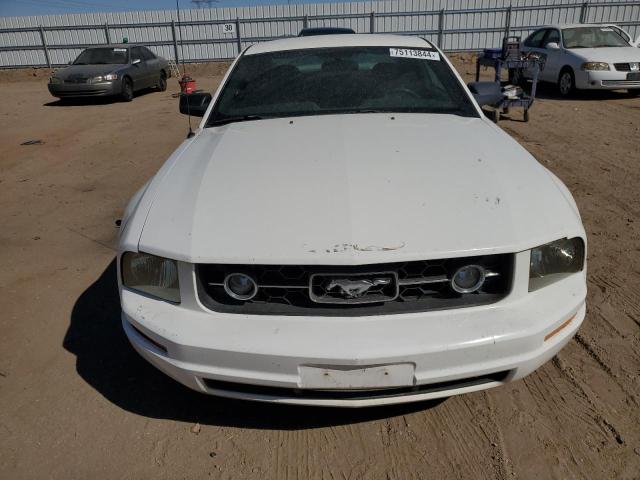 Photo 4 VIN: 1ZVFT80N565182539 - FORD MUSTANG 