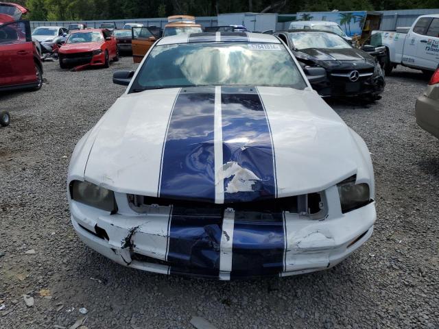 Photo 4 VIN: 1ZVFT80N575251439 - FORD MUSTANG 