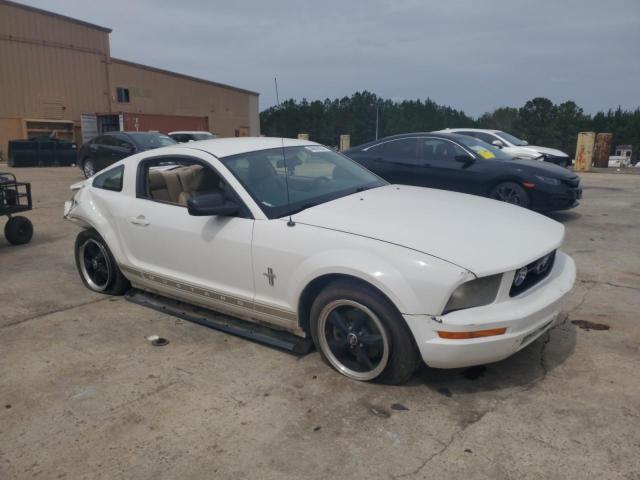 Photo 3 VIN: 1ZVFT80N575356675 - FORD MUSTANG 