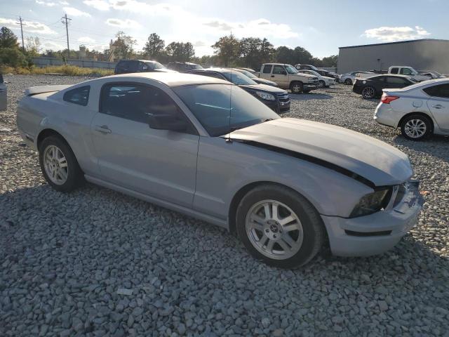 Photo 3 VIN: 1ZVFT80N575363674 - FORD MUSTANG 