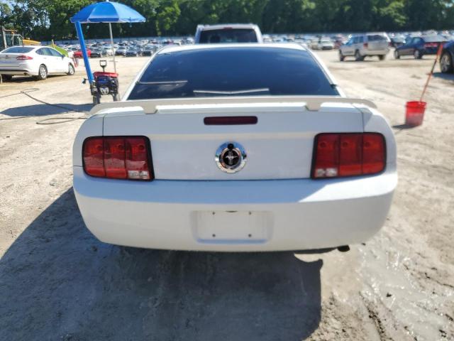 Photo 5 VIN: 1ZVFT80N655112501 - FORD MUSTANG 