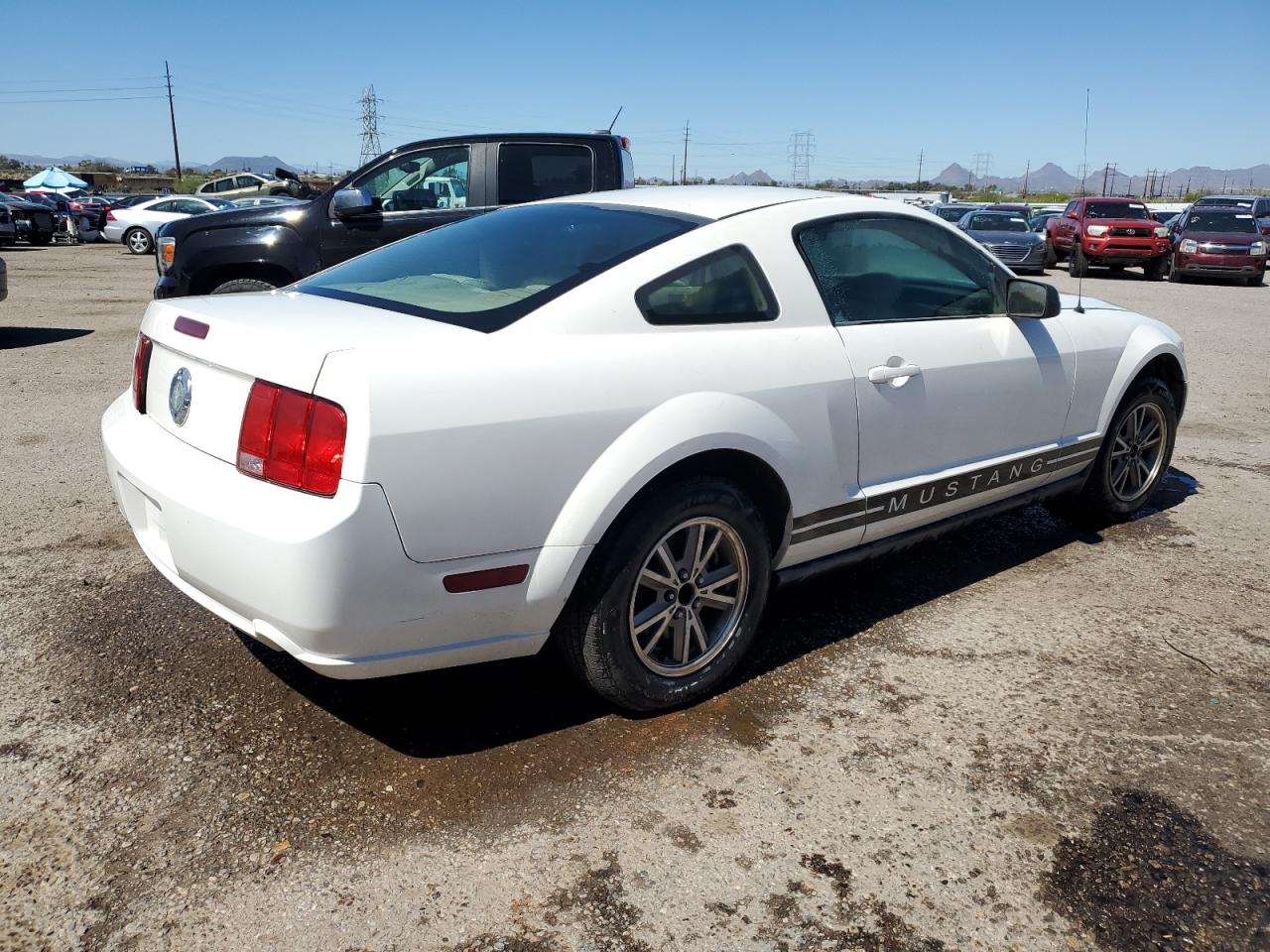 Photo 2 VIN: 1ZVFT80N655116466 - FORD MUSTANG 