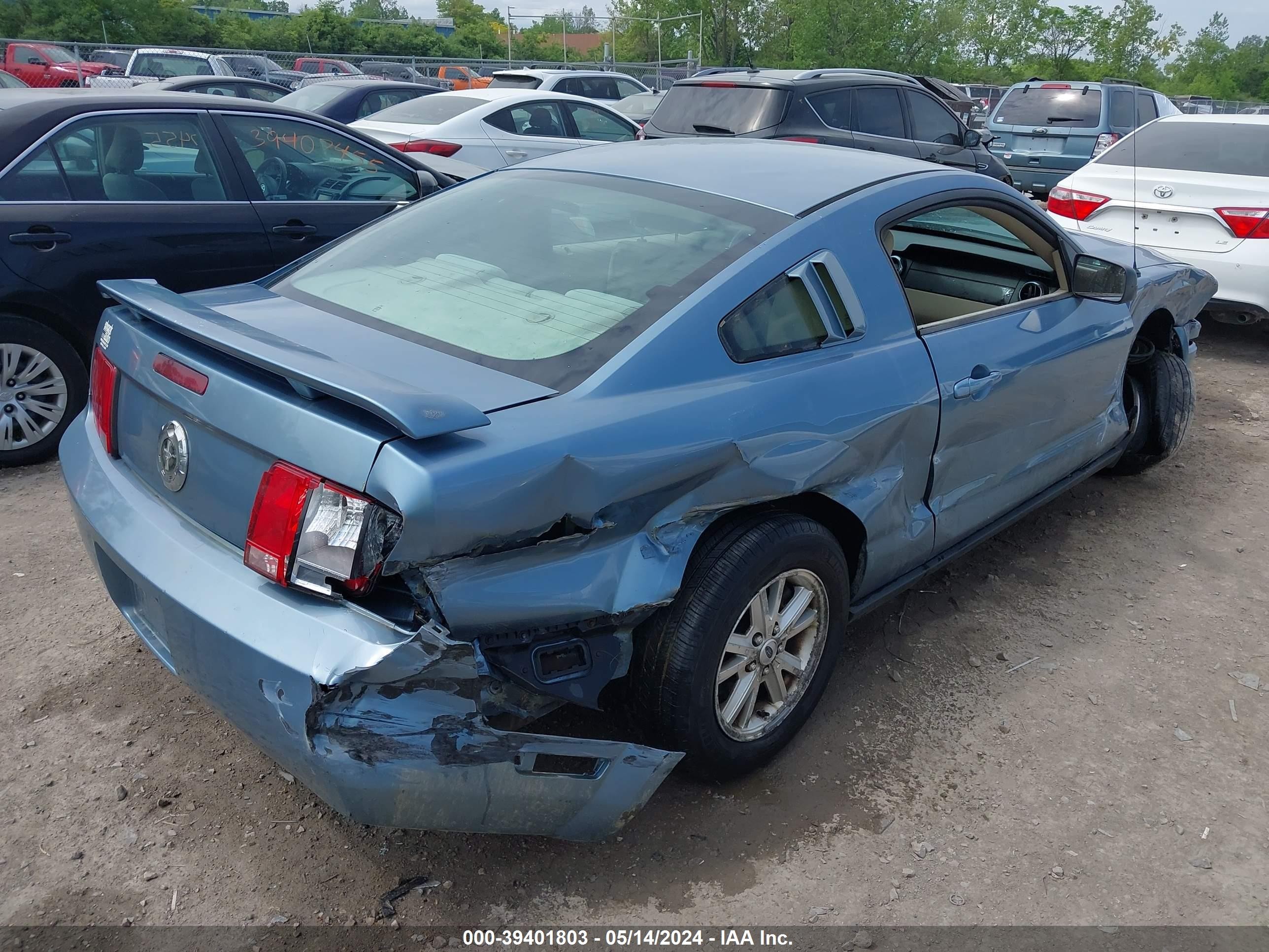 Photo 3 VIN: 1ZVFT80N675264460 - FORD MUSTANG 