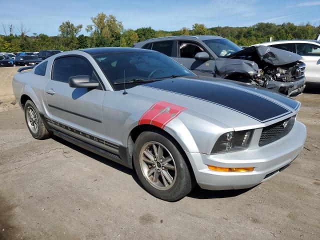 Photo 3 VIN: 1ZVFT80N755159004 - FORD MUSTANG 