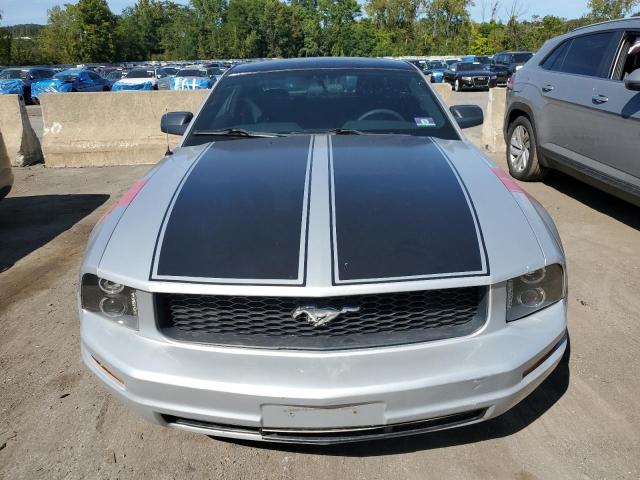 Photo 4 VIN: 1ZVFT80N755159004 - FORD MUSTANG 