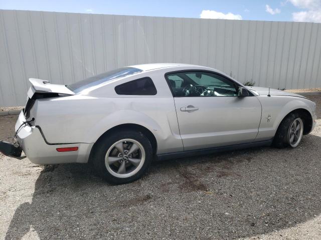 Photo 2 VIN: 1ZVFT80N765121855 - FORD MUSTANG 