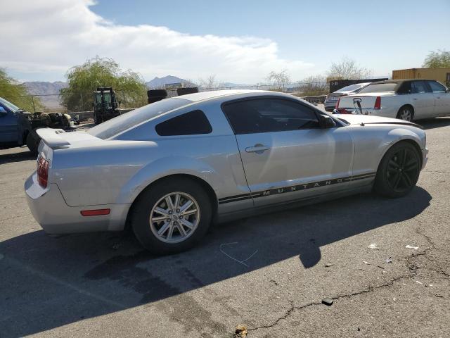 Photo 2 VIN: 1ZVFT80N765136159 - FORD MUSTANG 