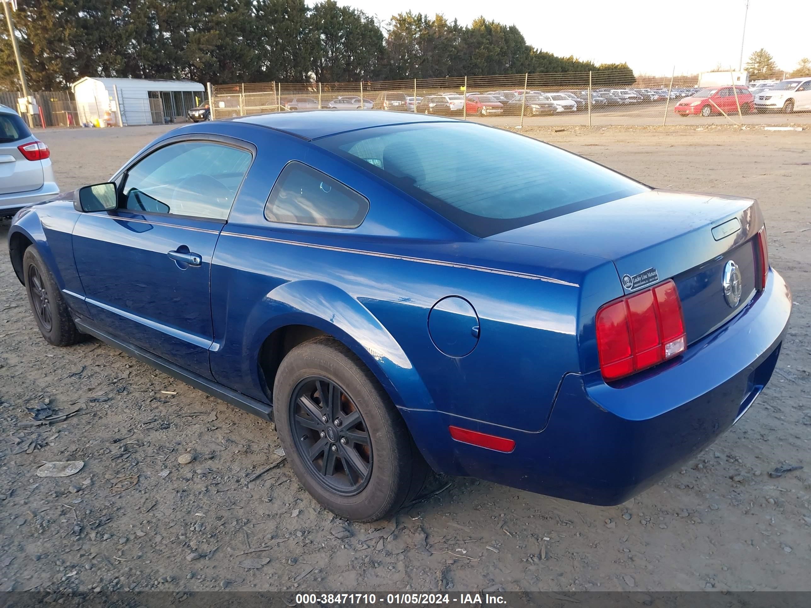 Photo 2 VIN: 1ZVFT80N765140017 - FORD MUSTANG 