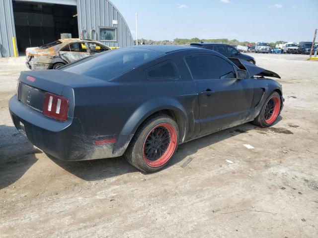 Photo 2 VIN: 1ZVFT80N855121149 - FORD MUSTANG 