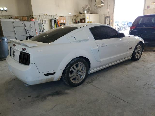 Photo 2 VIN: 1ZVFT80N855128179 - FORD MUSTANG 