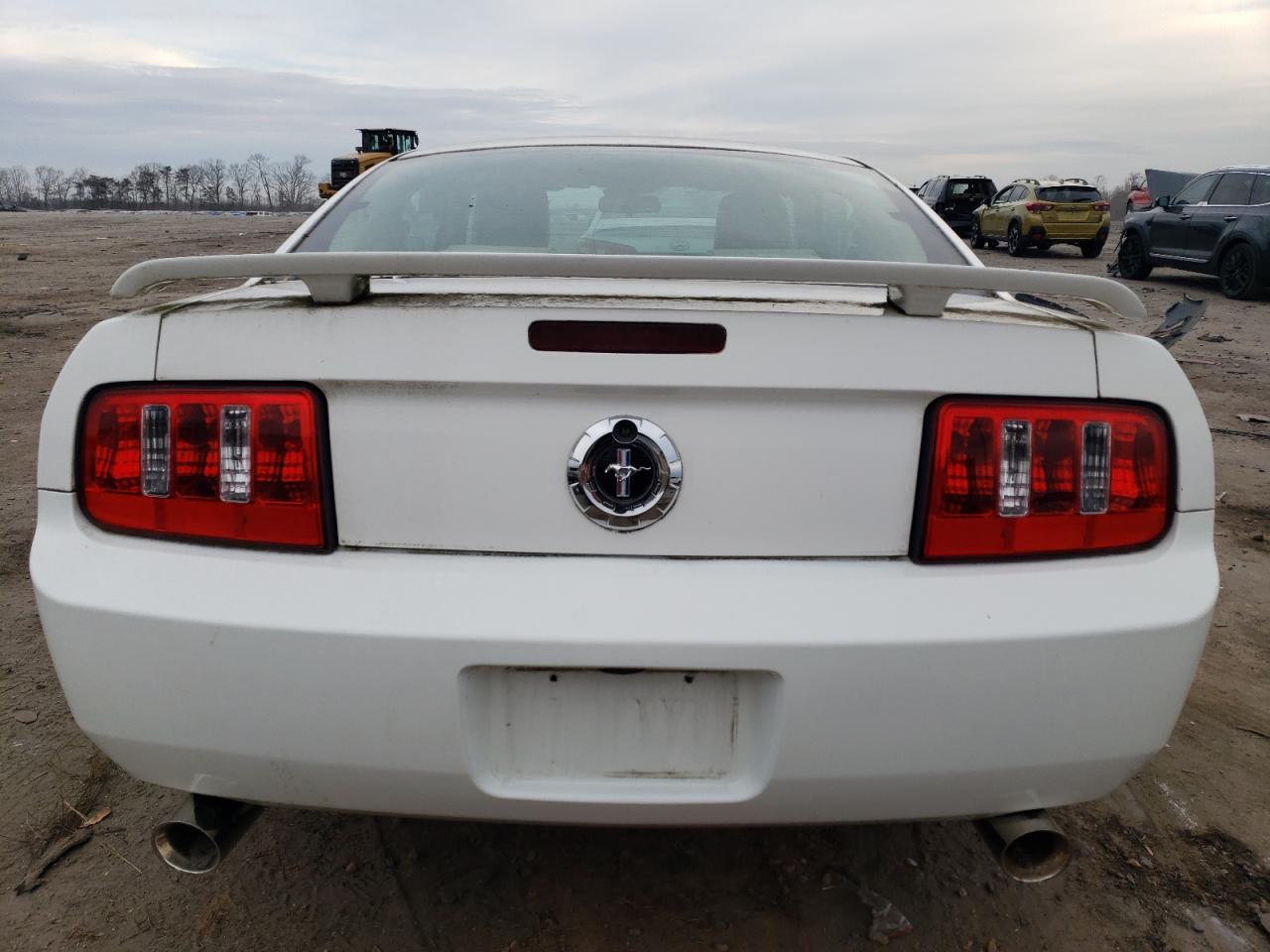 Photo 5 VIN: 1ZVFT80N865116860 - FORD MUSTANG 