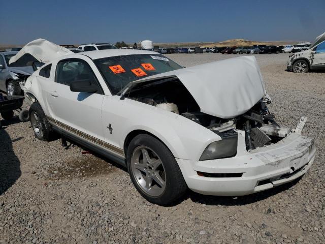 Photo 3 VIN: 1ZVFT80N875224400 - FORD MUSTANG 