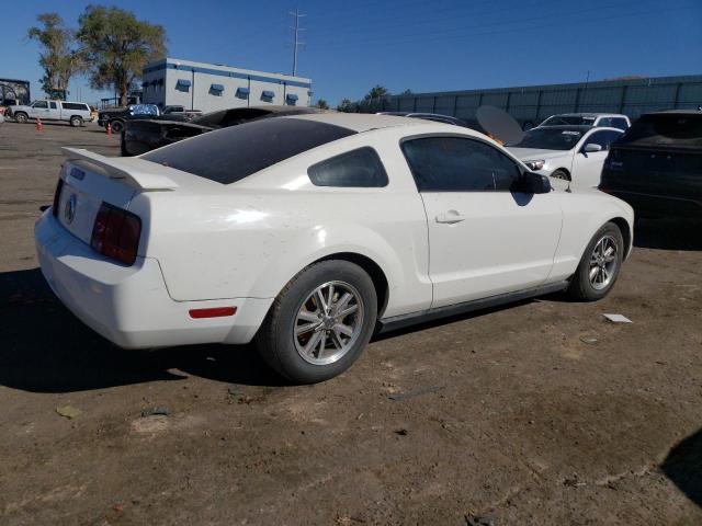 Photo 2 VIN: 1ZVFT80N955152572 - FORD MUSTANG 