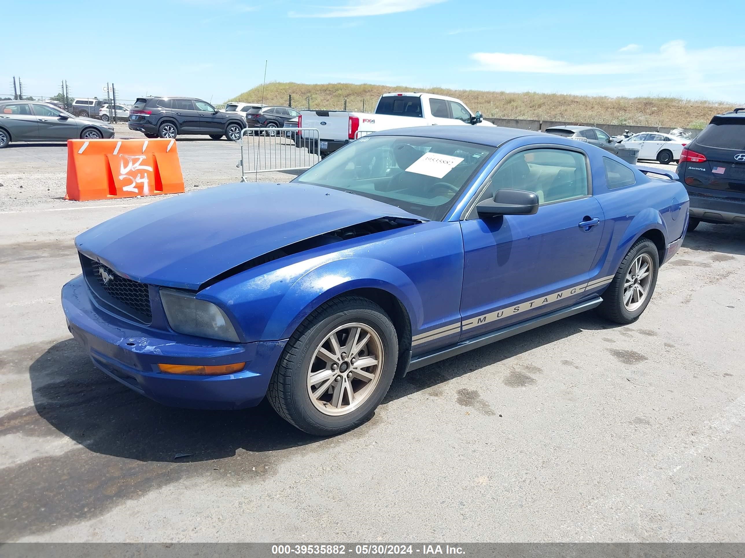 Photo 1 VIN: 1ZVFT80N955176421 - FORD MUSTANG 