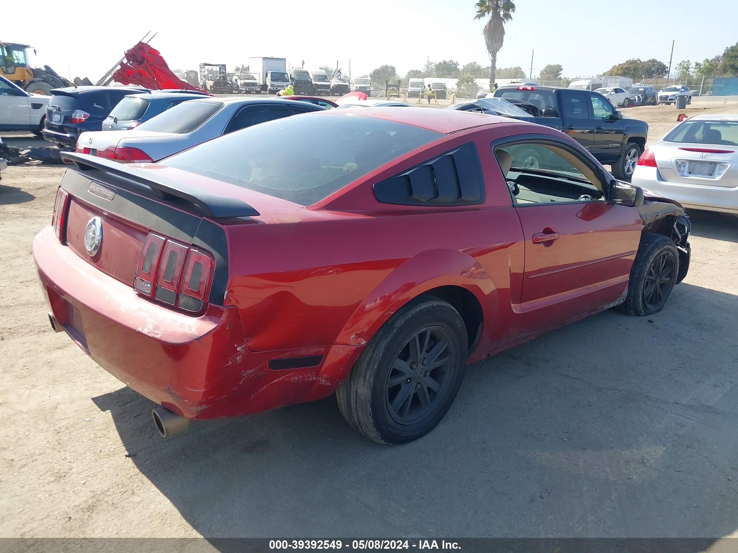 Photo 3 VIN: 1ZVFT80N955210907 - FORD MUSTANG 